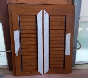 PERSIANA PVC 2ANTE ROVERE GOLD L91,5 X 109 €342,42 POSA E TRASPORTO ESCLUSI