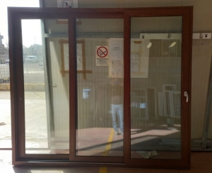 SCORREVOLE PVC 3 ANTE NOCE, H251 X H221. €1600,00 POSA E TRASPORTO ESCLUSI