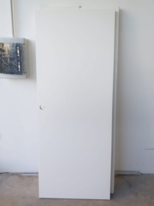 ANTA SCORREVOLE BIANCA SX 81,5X205. €25,00 POSA E TRASPORTO ESCLUSI